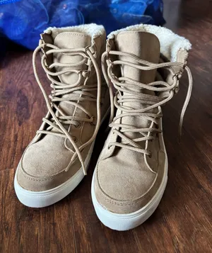 Shoedazzle Sneakers thumbnail 1