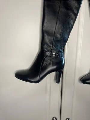 Bandolino Black Leather Knee High Heeled Boots thumbnail 10