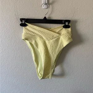 Aerie Crossover Pastel Yellow Cheeky Bikini Bottom Size XS Summer Spring Break thumbnail 2