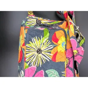 Vera Bradley Crossbody‎ Bag Womens Small Navy Pink Island Blooms Quilted Floral thumbnail 2