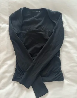 Abercrombie Ava Long Sleeve Top thumbnail 2