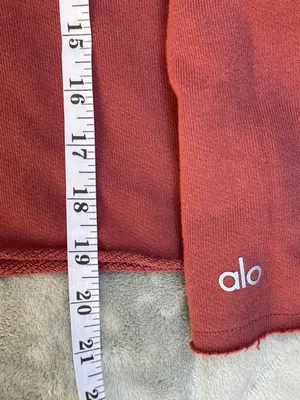 ALO Yoga Raw Edge Hoodie Sweatershirt burgundy loungewear activewear gym mini L thumbnail 3