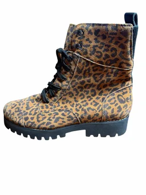 NEW Donald Pliner Ease Leopard Combat Boots Lug Sole Lace Up Size 8M thumbnail 7