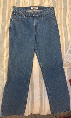 Abercrombie 90s Curve Love Jeans Straight Mid-Rise thumbnail 1