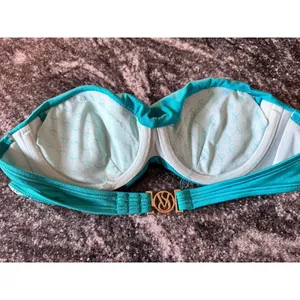 Victoria's Secret bikini top size 34a thumbnail 2