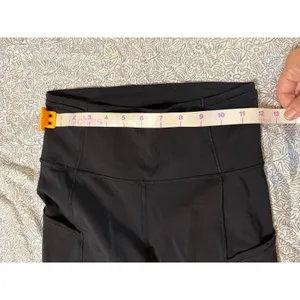Lululemon Size 2-4 Black Leggings Ankle Pockets Reflective Dots High Rise thumbnail 7