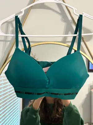 PINK Victoria's Secret Bra thumbnail 1