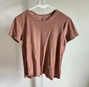 Anthropologie Pilcro EUC Women's 100% Cotton Brown Short Sleeve Tee Size XS thumbnail 1