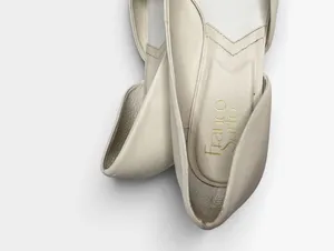 Franco Sarto Citrus Cream Leather Almond Toe Round Block Heel SZ 9.5 thumbnail 8