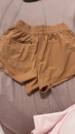 Vuori Shorts Women’s thumbnail 3