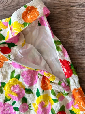 Mango |Floral Belted Mini Skirt - Cream with Multi-Colored Flowers sz XS thumbnail 4