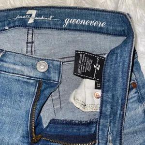 “Gwenevere” Jeans thumbnail 4