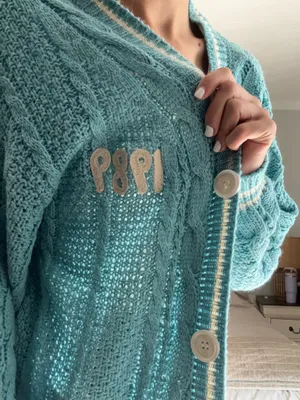 Taylor Swift Authentic 1989 Cardigan thumbnail 2