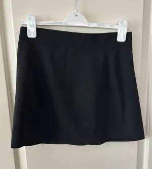 Lululemon thumbnail 1
