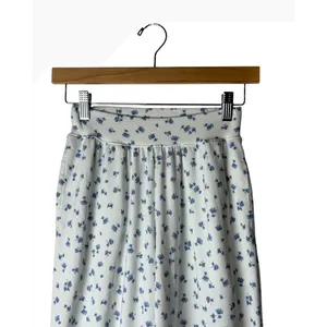Hollister Pajama Pants Women XS White Blue Floral Wide Leg Loungwear Boho thumbnail 4
