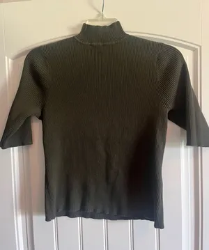 Marisa Christina Ribbed Mock Neck Top - Olive Green thumbnail 1