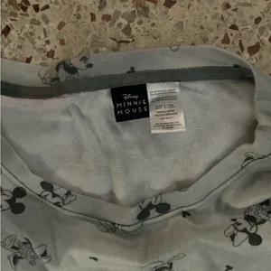 Disney two piece pajama long sleeve X-Large set thumbnail 4