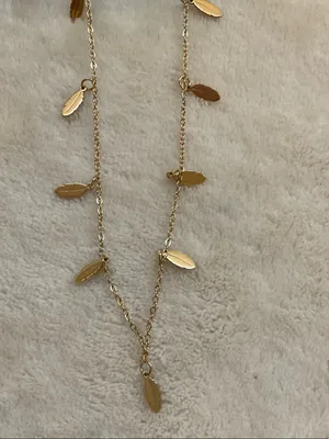 Gold Leaf Charm Long Necklace - Women's Jewelry thumbnail 2