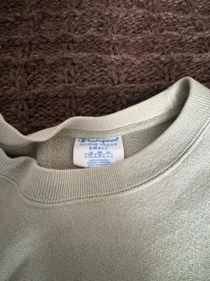 Champion Crewneck thumbnail 4