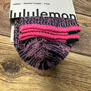 Lululemon Women's Ragg Socks NWT Size Small (TUMU/RAPI) *RN 106259 thumbnail 6