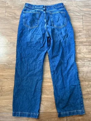 Relaxed Women's Blue Denim Jeans - Classic Casual Fit thumbnail 2