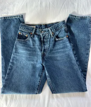 Straight jeans thumbnail 2