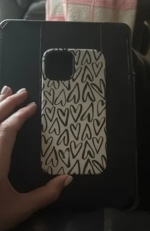 Casely iPhone 12 Pro case Black thumbnail 1
