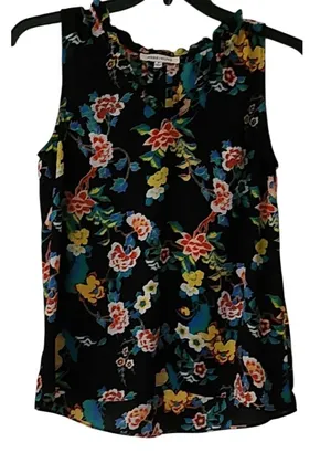 Rose & Olive Sleeveless Floral Blouse Size Medium thumbnail 1