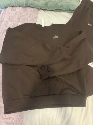 Alo Yoga Accolade set in espresso  thumbnail 5