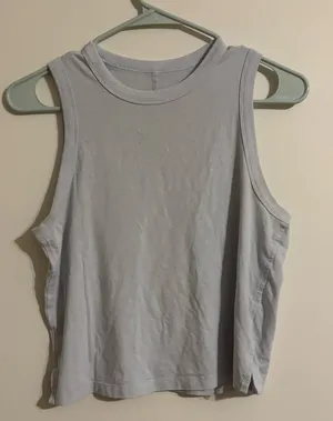 Lululemon tank thumbnail 1
