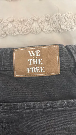 baggy mid rise straight leg jeans thumbnail 5