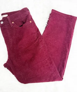 Levi’s Wedgie Straight Corduroy Pants Size 28 Burgundy High Rise thumbnail 1