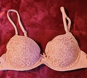 Victoria's Secret lightly lined Bras size 36B $27 thumbnail 1