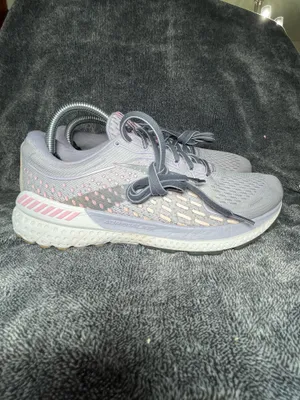 Brooks Adrenaline GTS 21 Women's Size 10 Lavender Purple Running Shoes 1203291B675 thumbnail 3
