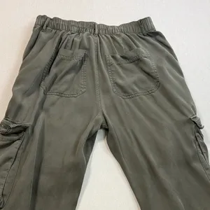 Risen Jeans Stylish Women's Cargo Jeans in Green thumbnail 2
