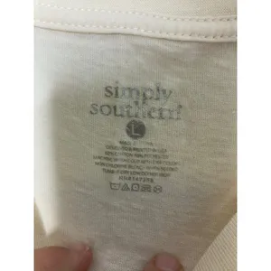 Simply southern v-neck messy‎ hair collection highland cow women's size large thumbnail 4