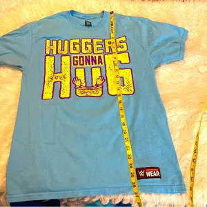 WWE Authentic Wear Bayley Huggers Gonna Hug T Shirt Size Medium FLAWED thumbnail 7
