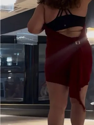 Asymmetrical Halter Deep Burgundy Cocktail Dress thumbnail 4
