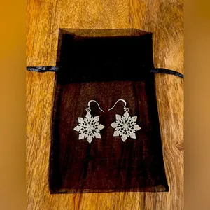 Snowflake Silver Earrings thumbnail 3