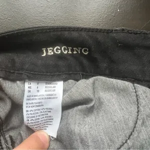 Super Stretch Distressed Black Jeggings Size 6 thumbnail 6