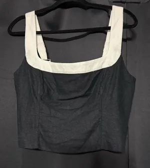 Abercrombie & Fitch Black and Cream Crop Top thumbnail 1