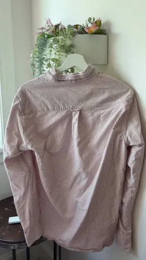 John Galt brandy melville white and pink striped button-up shirt thumbnail 3
