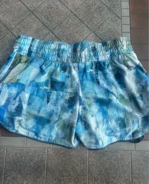 Lululemon Shorts 4” thumbnail 4