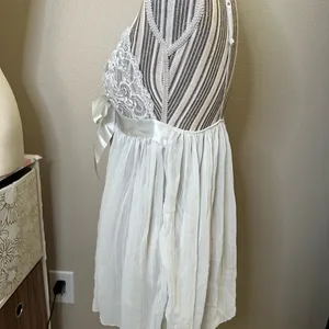 Victoria's Secret White Lace Chemise medium babydoll thumbnail 3