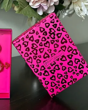 Betsey Johnson Hot Pink Heart Arrow Key & Card Holder Charm with Gold Accents thumbnail 1