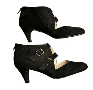 Journee Collection Ohara sweetheart pumps thumbnail 3