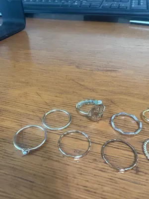 Urban Outfitters Size 7 Set of 9 Gold Rings thumbnail 3