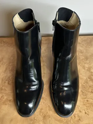 Hunt Club Victoria Black Leather Ankle Boots Chelsea Block Heel Italy Size 8.5 M thumbnail 2
