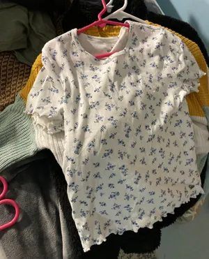 Hollister T-Shirt thumbnail 1