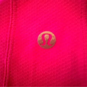 Lululemon Abrasion-Resistant Training T-Shirt Best Size 10 23 inches pit to pit thumbnail 5